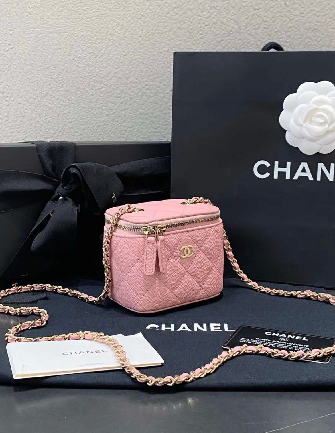 CHANEL Vanity